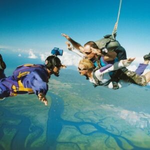 Cairns, Australia: Scuba Diving and Skydiving